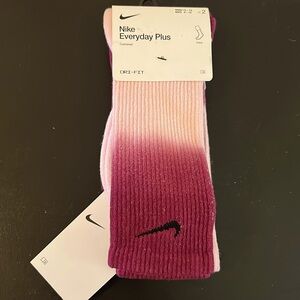 Nike crew socks